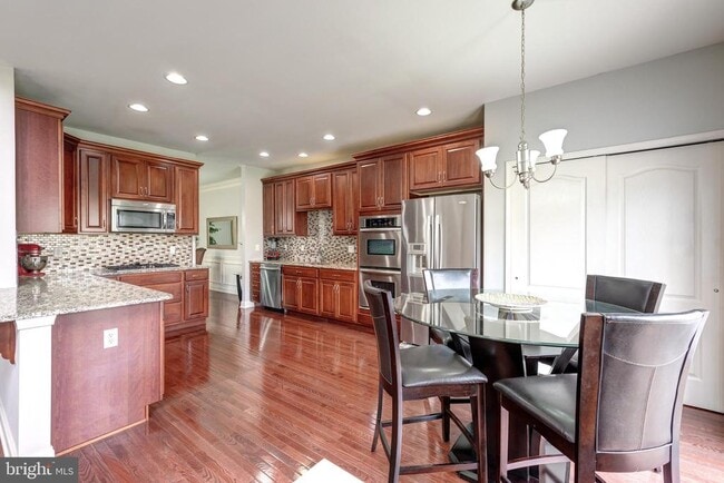 Building Photo - 2604 Rockledge Ct
