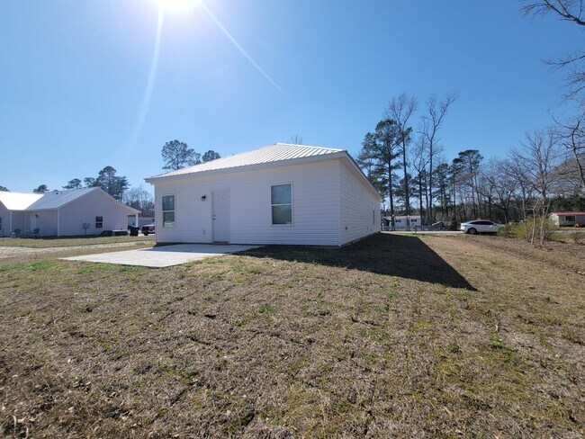 Building Photo - 1715 Ward Cir