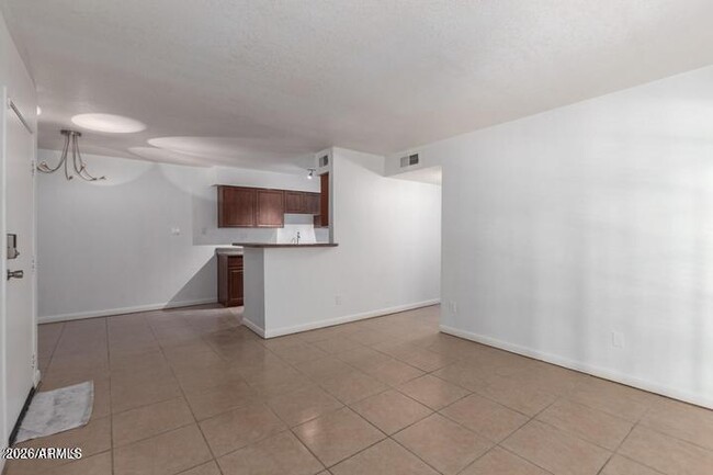 Building Photo - 5995 N 78th St