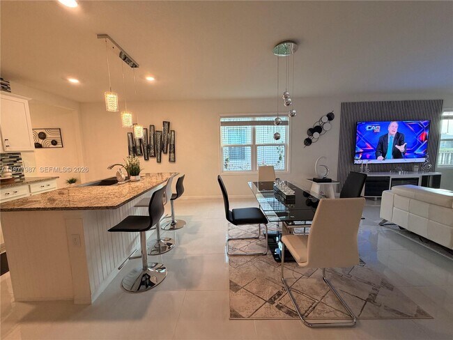 Building Photo - 12422 Rimini Wy