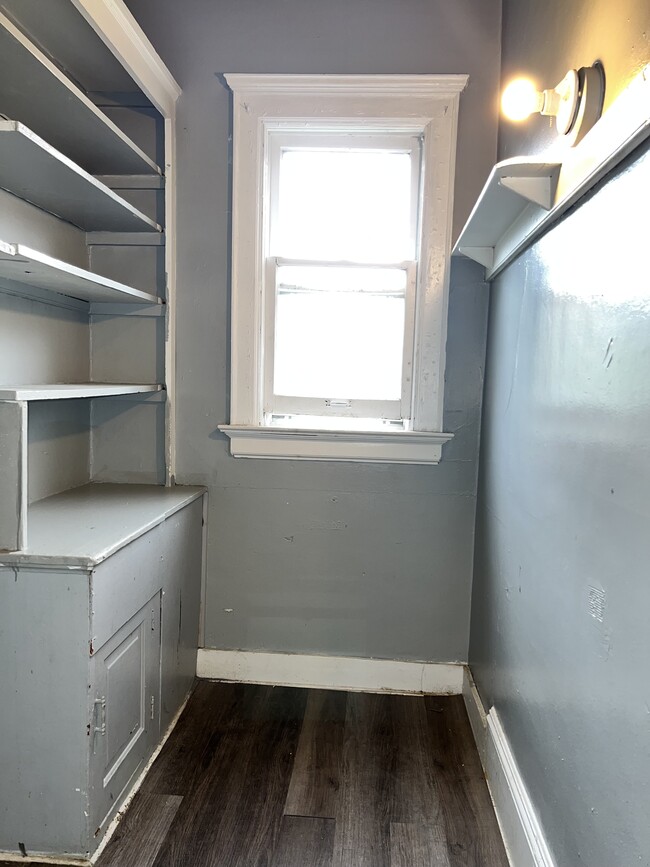 Building Photo - 1639 N 33rd St