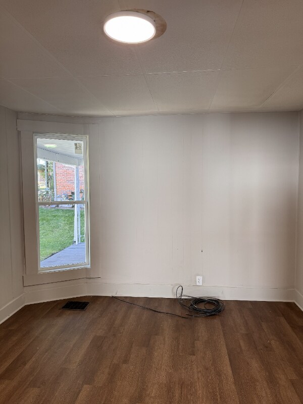 Building Photo - 413 N Detroit St
