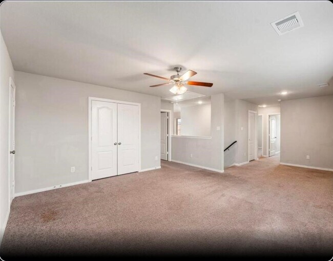 Building Photo - 31314 Spotted Saddle Hollow