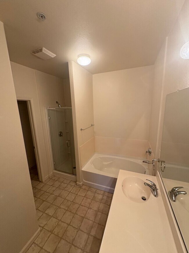 Building Photo - 9050 Double R Blvd