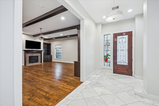 Building Photo - 4715 Jackson St