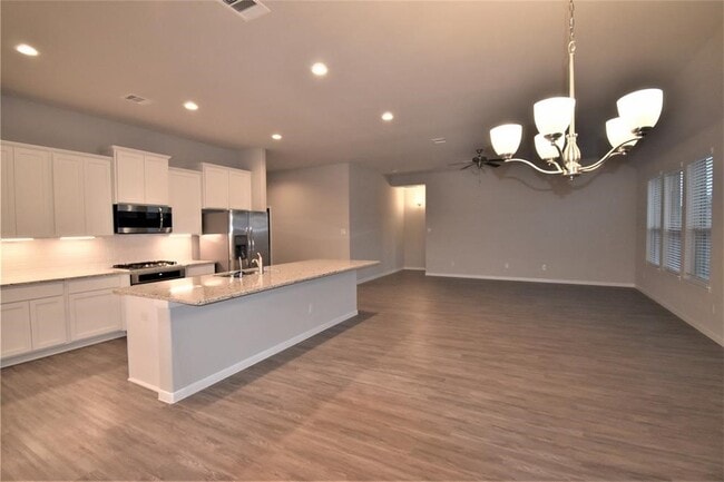 Building Photo - 4819 Vergano Villa Dr