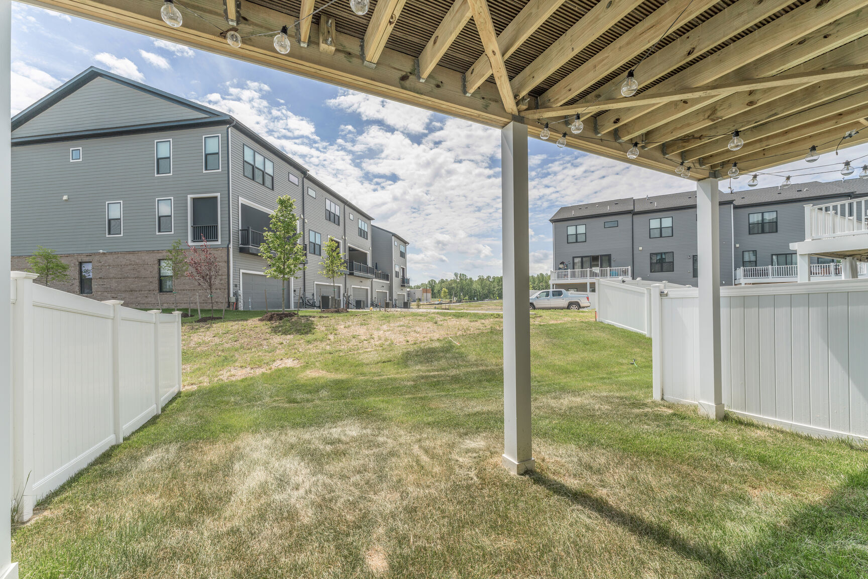 Building Photo - 16117 Gwynn Brook Way