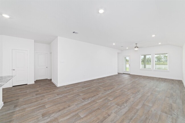 Building Photo - 8034 Marconi Corsco Dr