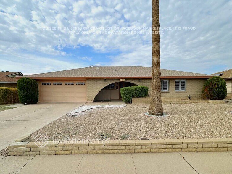 Primary Photo - 4206 W Carol Ave