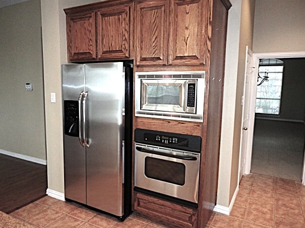 Building Photo - 6214 Crestridge Ln