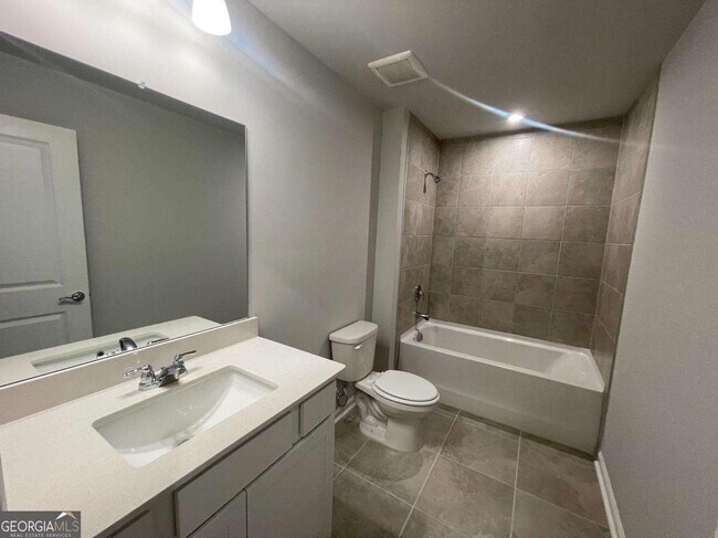 Building Photo - 3156 Morris Hills Dr