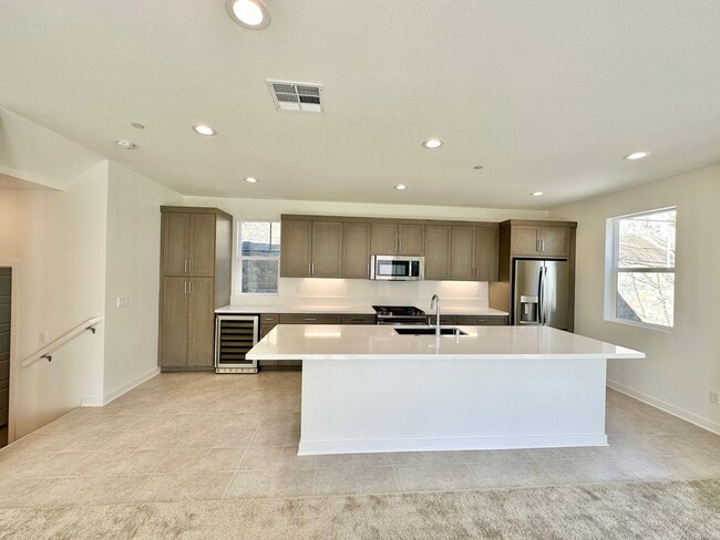 Building Photo - Brand New Townhome Overlooking Mission Valley