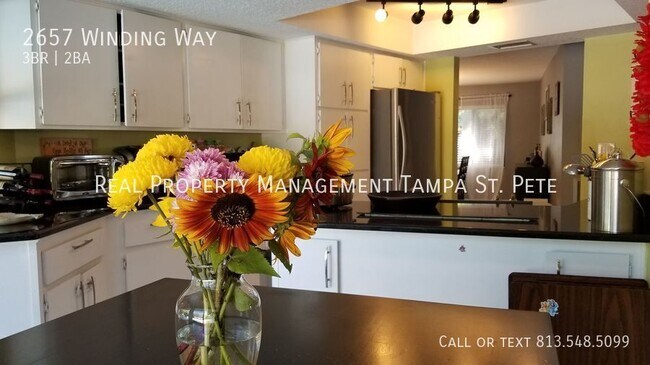 Building Photo - 2657 Winding Way