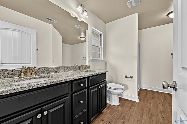Building Photo - 130 Tybee Dr