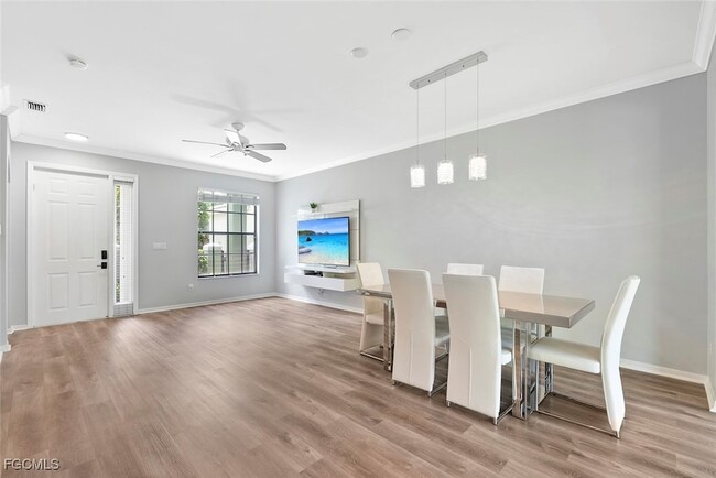 Building Photo - 14617 Sutherland Ave