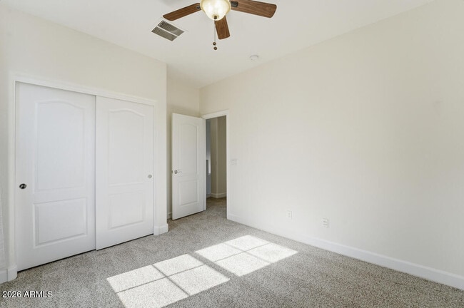 Building Photo - 15391 W Dreyfus St