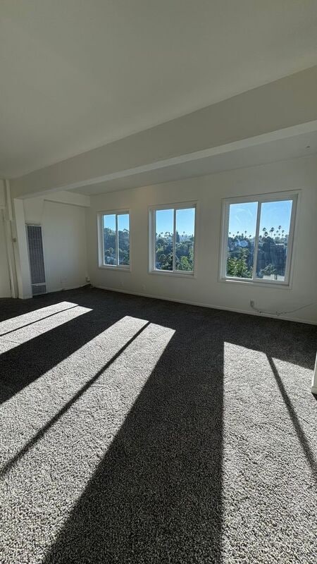 Building Photo - 1330 Westerly Terrace