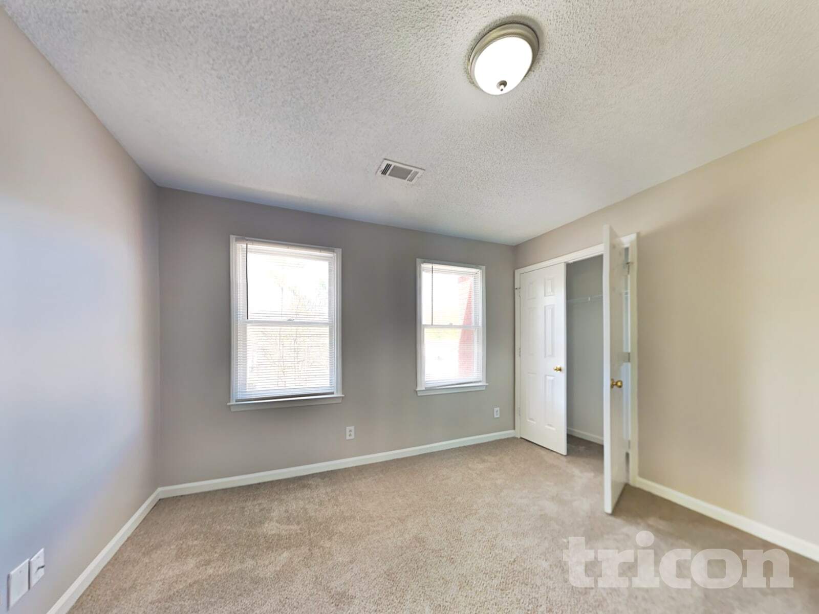 Building Photo - 4112 Trotters Way Dr