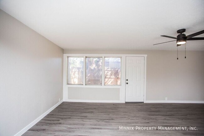 Building Photo - 2725 63rd St
