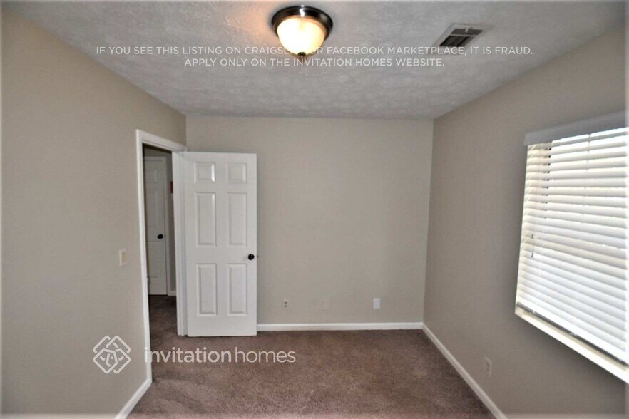 Building Photo - 3739 Bomar Rd