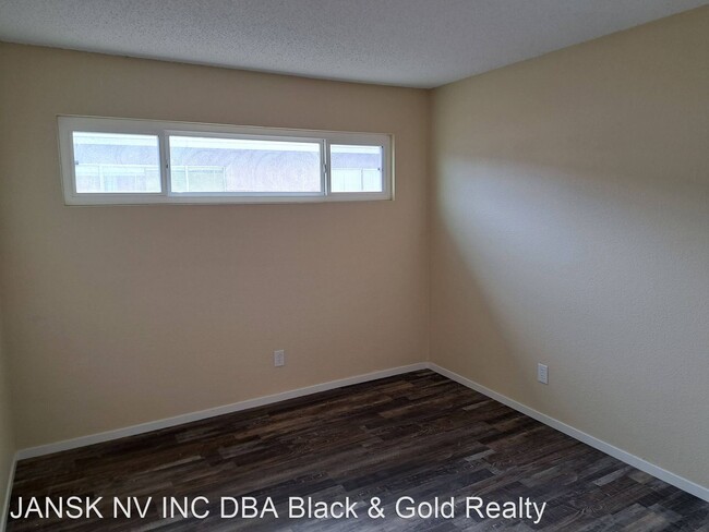 Building Photo - 2 br, 1 bath House - 2508 McCarran St #2