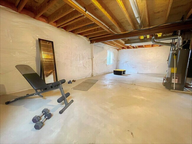 Building Photo - Stetson Hills Spacious Stunner! 4 bed, 3 bath, loft, and 3,100+sqft