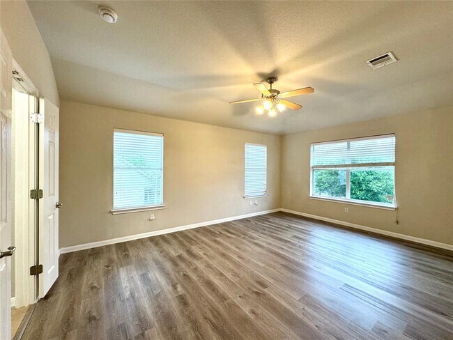 Building Photo - 4508 Hees Ct