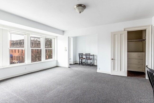 Building Photo - 493 Delaware Ave