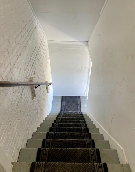 Back Stairs - 520 Main St