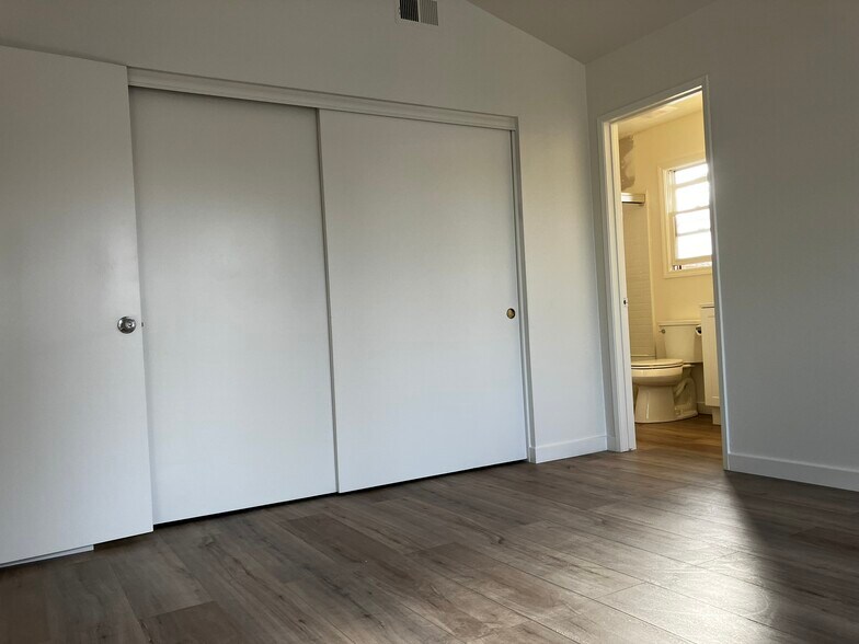 Building Photo - 629 S Glassell St