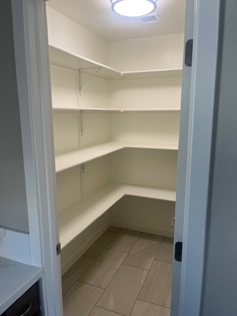 Building Photo - 1818 N Rose Quartz Dr