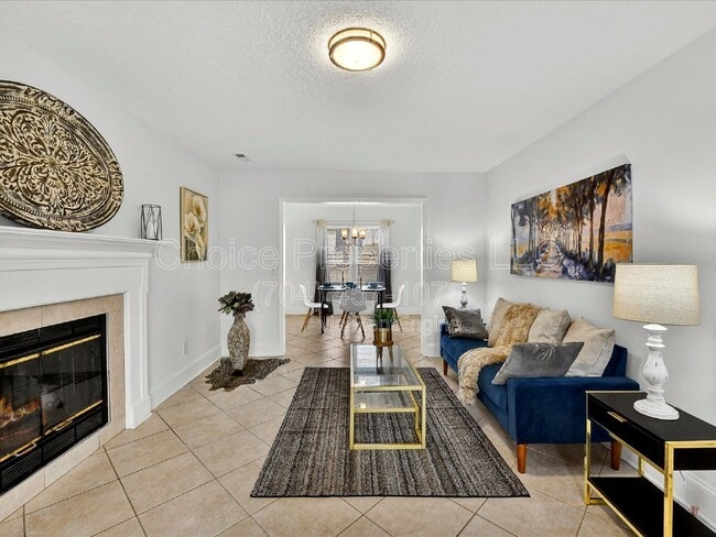 Building Photo - 8413 Red Setter Ln
