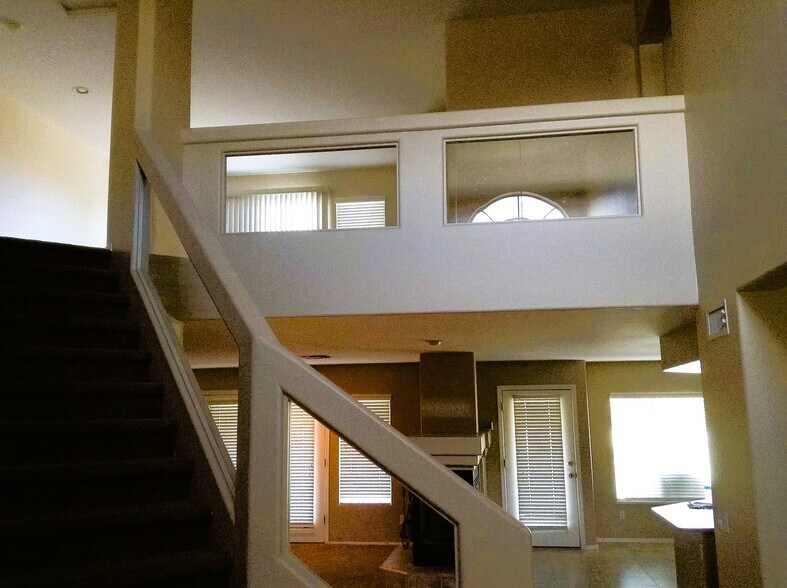 Building Photo - 7146 W Paso Trl