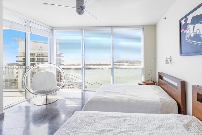 Building Photo - 450 Alton Rd