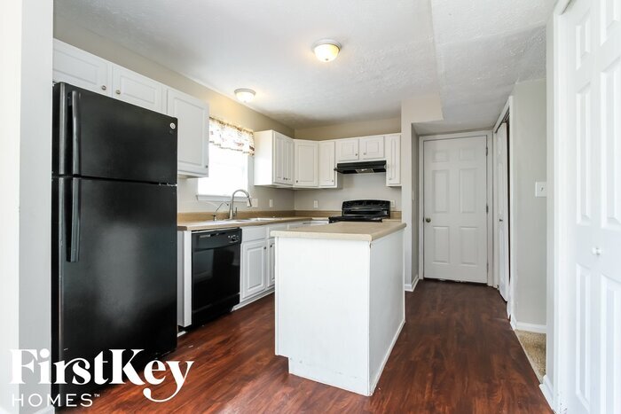 Building Photo - 11341 Silver Drift Way