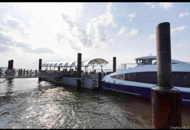 Building Photo - 1-92 Beach 109th St