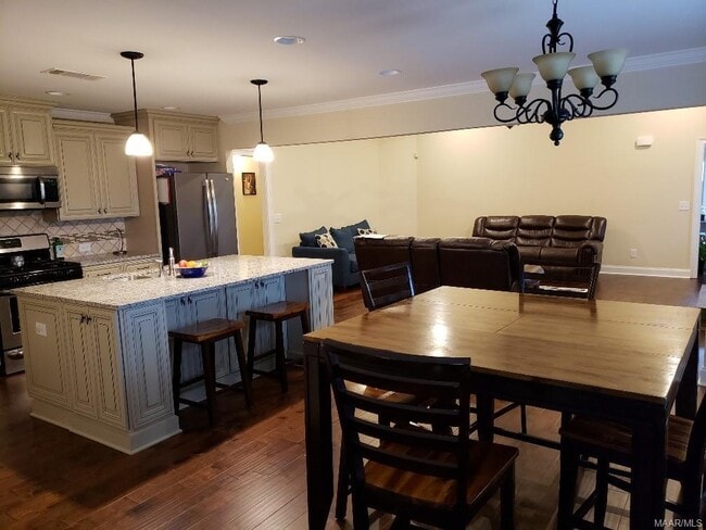 Building Photo - 972 Wheat Ridge Dr