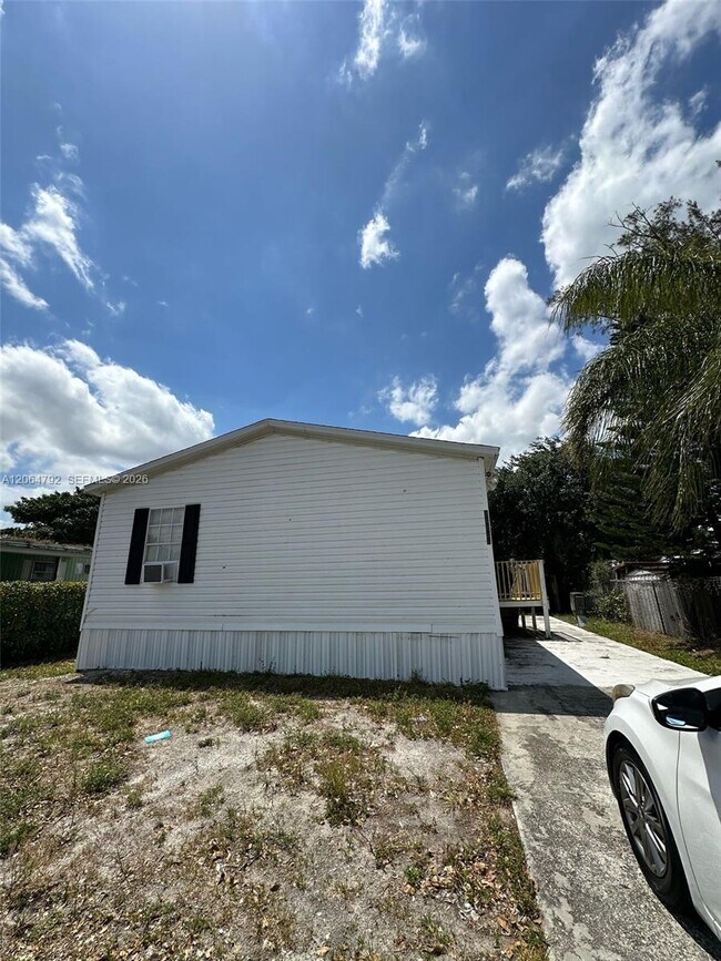 Building Photo - 11832 Leeward Pl
