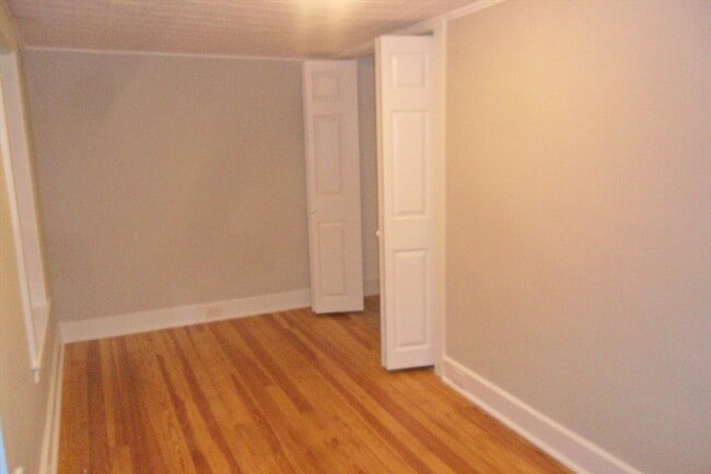 Building Photo - 400 Concord St