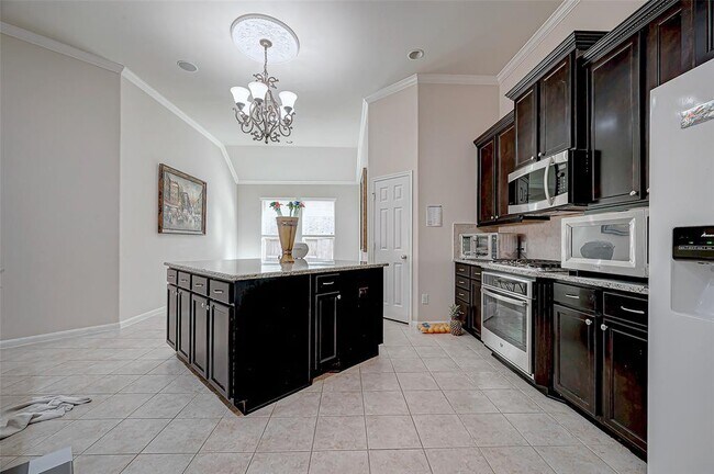 Building Photo - 4527 Cinco Forest Trail