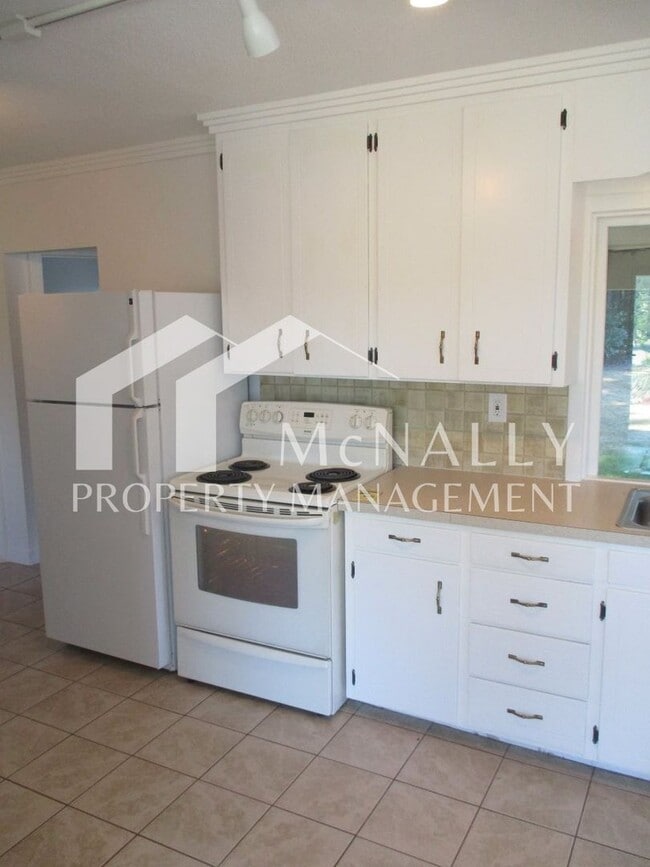 Building Photo - 3918 Rosedale St NW