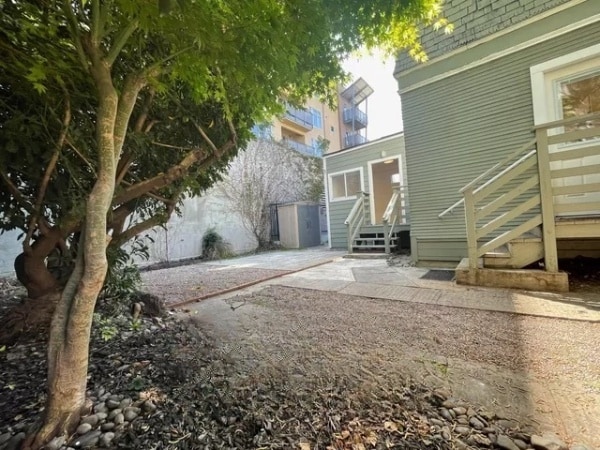 Backyard 2 - 535 30th St