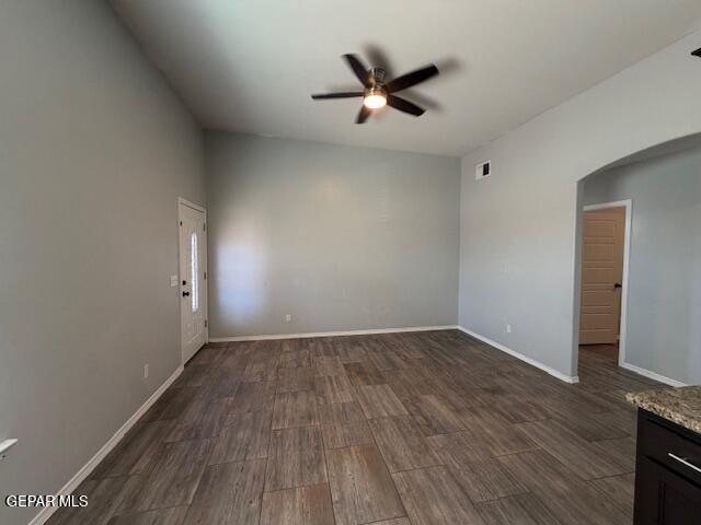 Building Photo - 14981 Vechot Dr