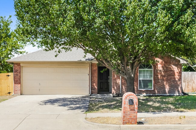 Primary Photo - 1213 Crooked Creek Ct