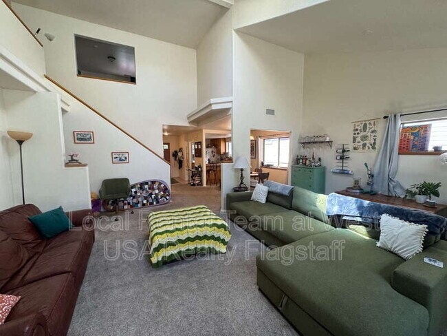 Building Photo - 1742 N Blue Spruce Cir