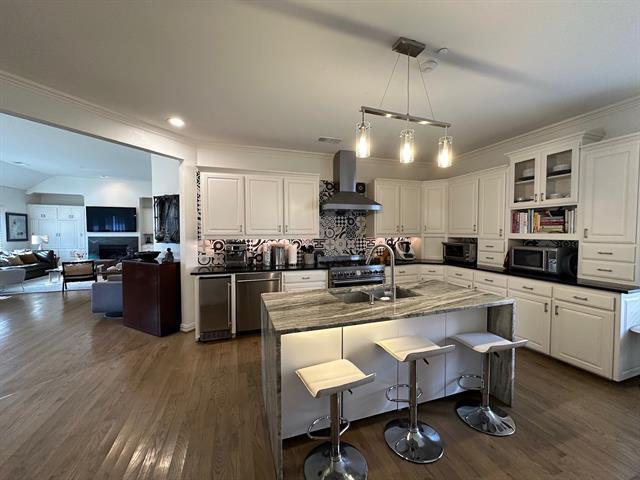 Building Photo - 600 Huntersridge Ct