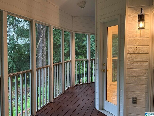 Building Photo - 2512 Christie Cir