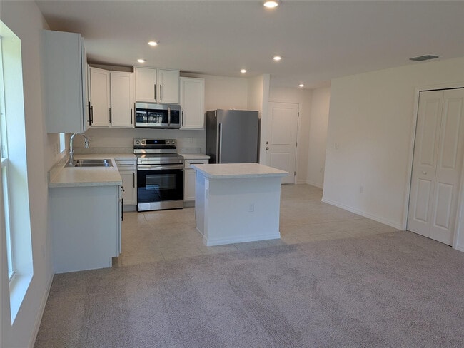 Building Photo - 9065 107th Ct