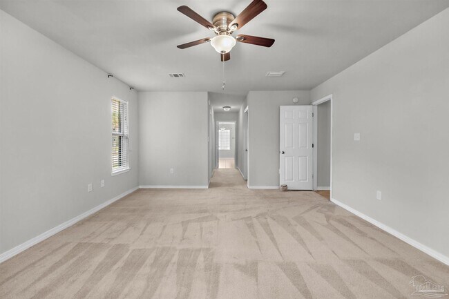 Building Photo - 2491 Parkridge Dr