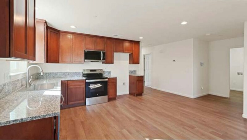 Building Photo - 227 N Fremont Ave